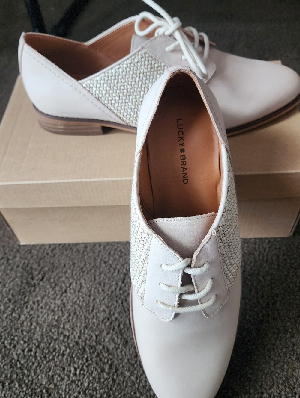 *NEW* Lucky Brand Womens Cream Lace-Up Oxfords with Woven Side Panels
